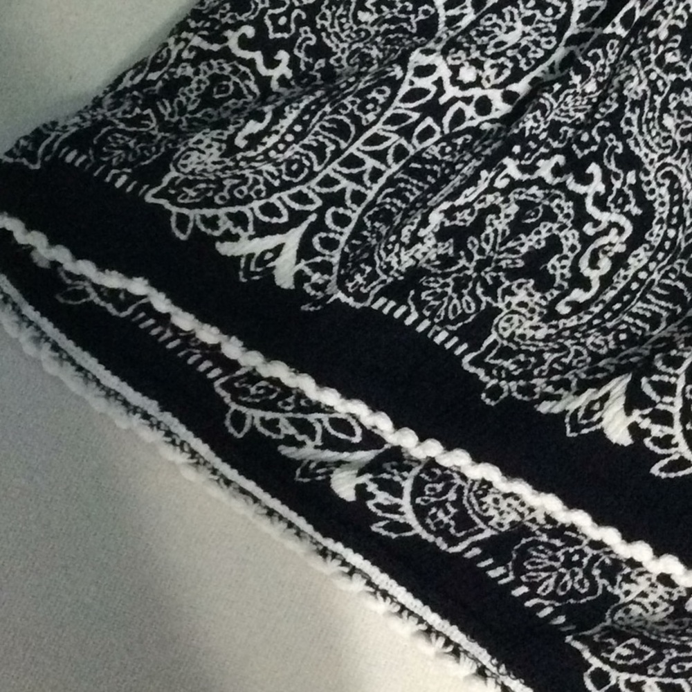 Alter’d state  high waist shorts size small - Picture 3 of 5